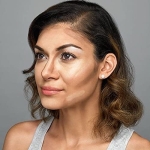 e.l.f. Contour Palette, 4 Shades, Customizable, Easy to Apply, Sculpts, Shades, Brightens, Light/Medium, Infused with Vitamin E, All-Day Wear, 0.56 Oz - Image 2