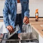 Febreze Air Mist Air Freshener Spray, Odor-Fighting Room Spray, Air Fresheners for Home and Bathroom and Kitchen, Aerosol Can, Pumpkin Roll Scent, 8.8oz, 2 Count - Image 4